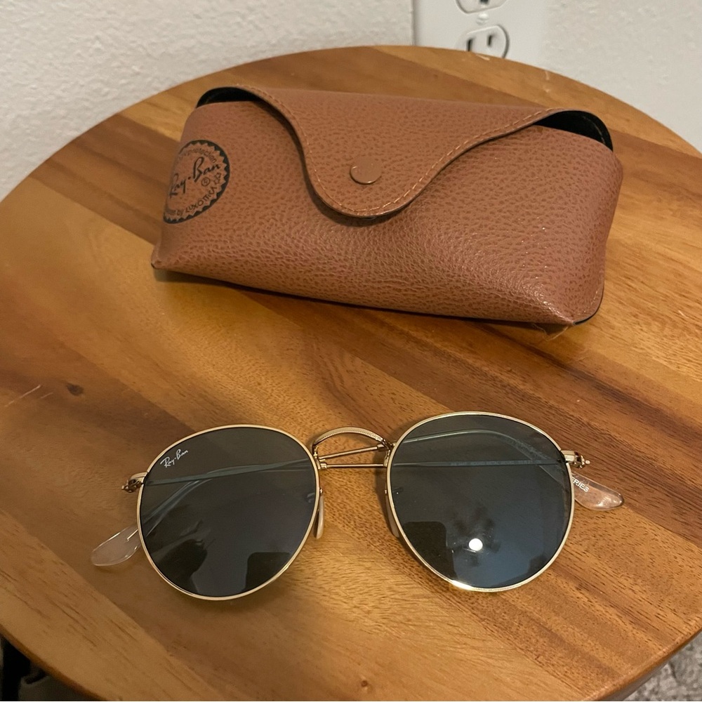 Ray Ban Round Gold Metal Sunglasses